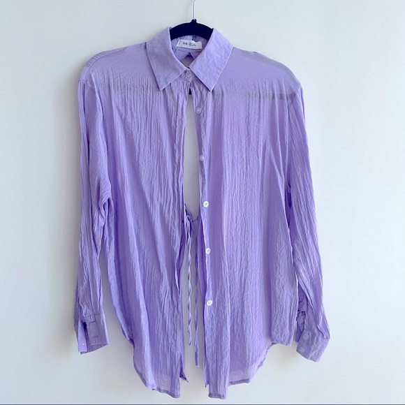 Open back lavender color shirt - Picture 1 of 3